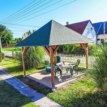 Sunny Day By Interhome *