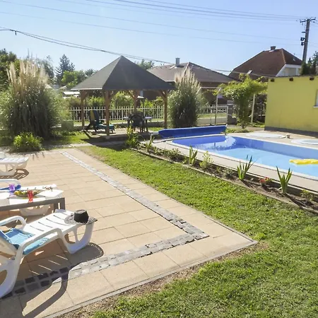 Σπίτι διακοπών Sunny Day By Interhome